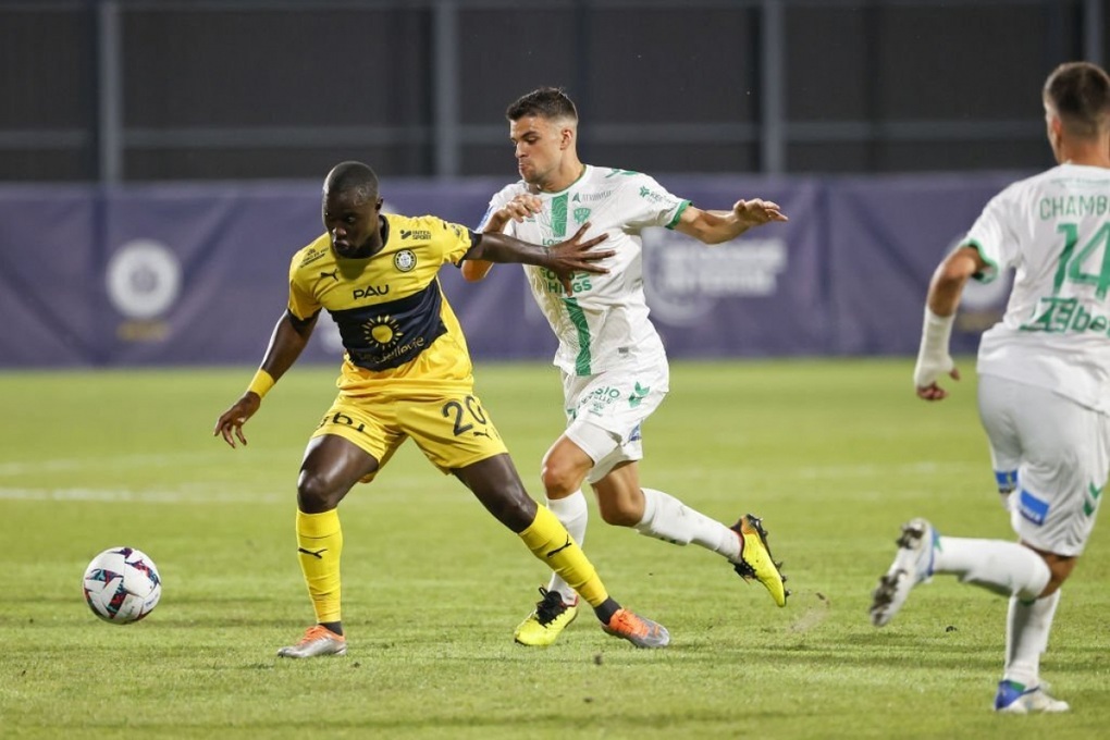 Quang Hải không được ra sân, Pau FC suýt thắng đối thủ mạnh - 2 Quang Hải không được ra sân, Pau FC suýt thắng đối thủ mạnh - 2