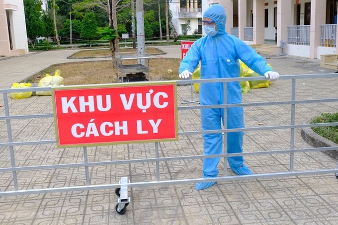 Bộ Y tế: Thêm 2 bệnh nhân được điều trị khỏi bệnh Covid-19, trong đó có bệnh nhân 71 tuổi - Ảnh 1.