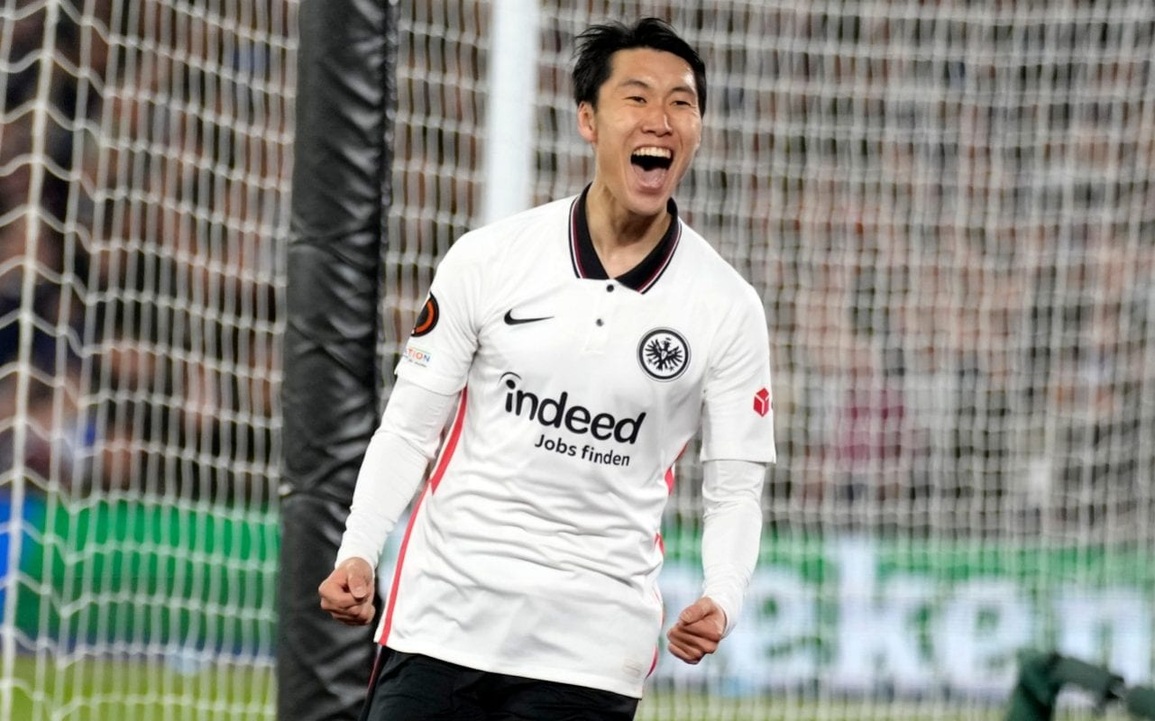 Ngôi sao Nhật Bản tỏa sáng, tiến gần giấc mộng vô địch Europa League - 1 Ngôi sao Nhật Bản tỏa sáng, tiến gần giấc mộng vô địch Europa League - 1