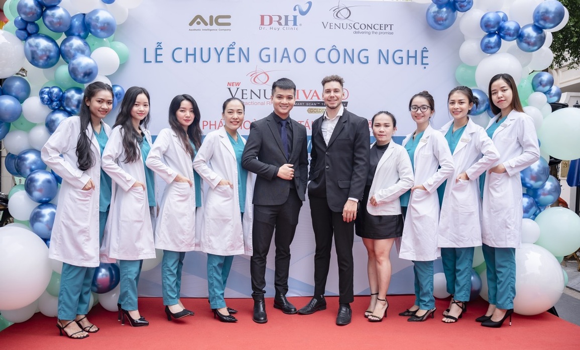 DRH Clinic - ứng dụng công nghệ tái tạo bề mặt da Venus Viva MD từ Canada - 1