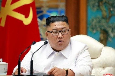 Ông Kim Jong-un bất ngờ gợi lại "Tháng Ba gian khổ"