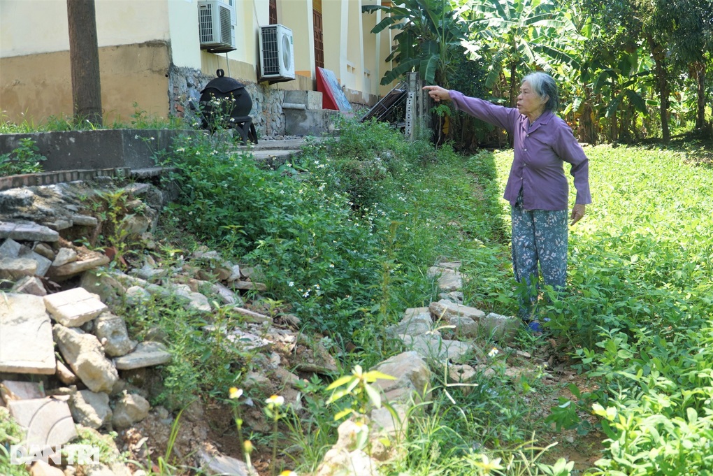 Cho xã đổi đất xây hội trường, hơn một thập kỷ đi đòi không được - 2 Cho xã đổi đất xây hội trường, hơn một thập kỷ đi đòi không được - 2