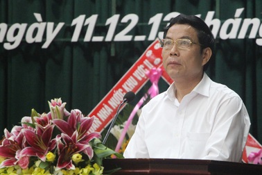 "Vẫn có cử nhân cao đẳng bưng cà phê, cử nhân đại học làm massage"