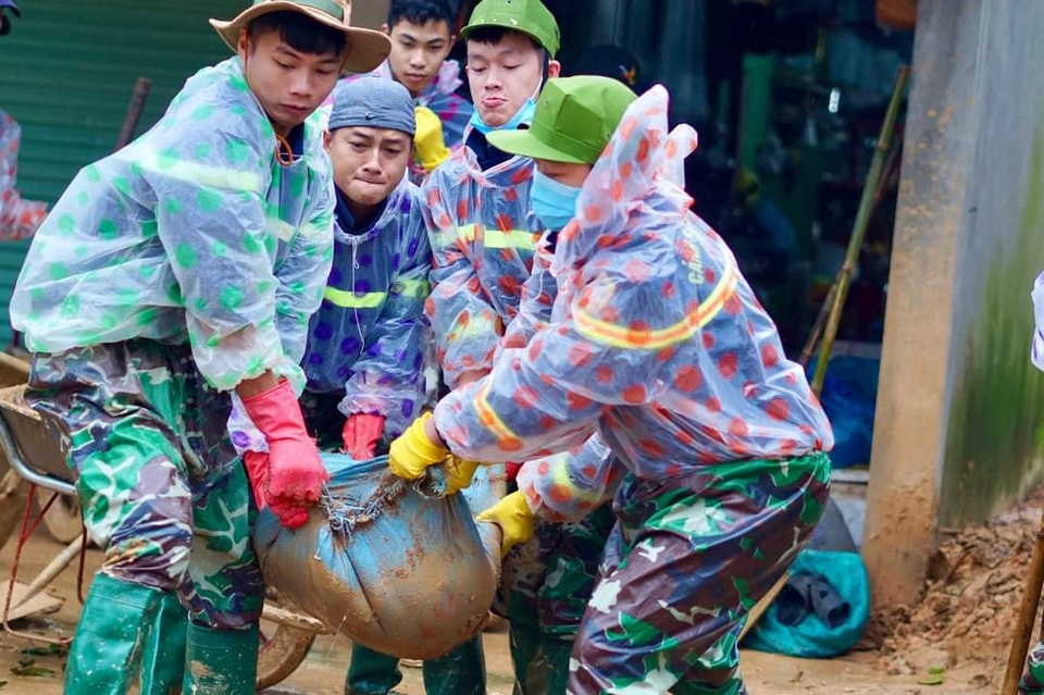 Tuổi trẻ “vực dậy” dải đất vùng biên giới bị thiệt hại nặng do mưa lũ - 11 Tuổi trẻ “vực dậy” dải đất vùng biên giới bị thiệt hại nặng do mưa lũ - 11