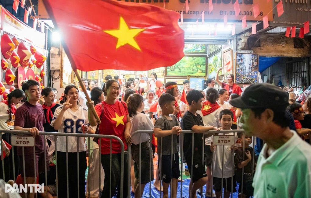 Sáng nay tổng duyệt lễ kỷ niệm, diễu binh, diễu hành mừng Quốc khánh 2/9 - 1 Sáng nay tổng duyệt lễ kỷ niệm, diễu binh, diễu hành mừng Quốc khánh 2/9 - 1