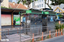 Chủ tịch TPHCM: Cần làm thêm nhà vệ sinh công cộng hiện đại, tiện ích