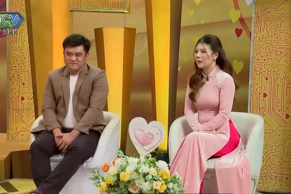 Chuyện tình chị em cùng công ty, chàng trai hủy cầu hôn vì... quá ngại - 2 Chuyện tình chị em cùng công ty, chàng trai hủy cầu hôn vì... quá ngại - 2