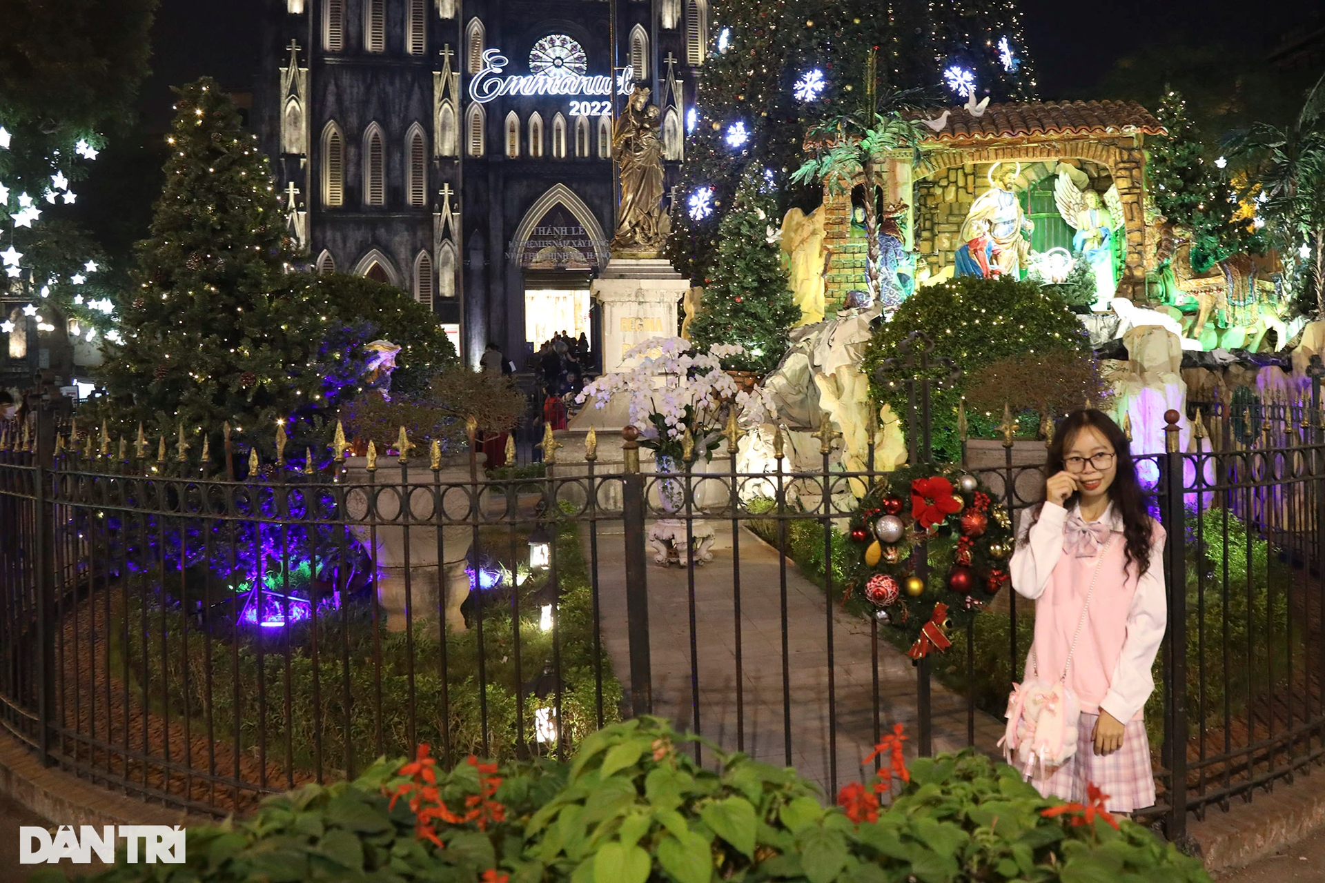 Các nhà thờ ở Hà Nội trang trí lung linh hàng nghìn ánh đèn đón Noel 2022 - 8 Các nhà thờ ở Hà Nội trang trí lung linh hàng nghìn ánh đèn đón Noel 2022 - 8