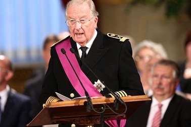 Vua nước Bỉ than phiền vì 26 tỉ/năm không đủ để tiêu xài