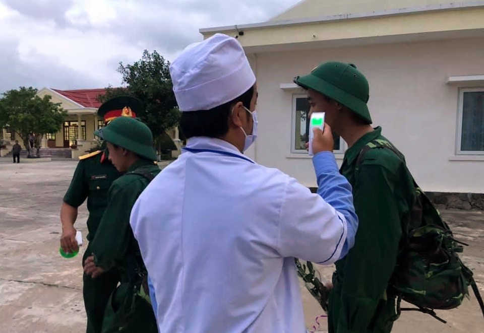 Lễ giao nhận quân đặc biệt trong mùa dịch - 3 Lễ giao nhận quân đặc biệt trong mùa dịch - 3