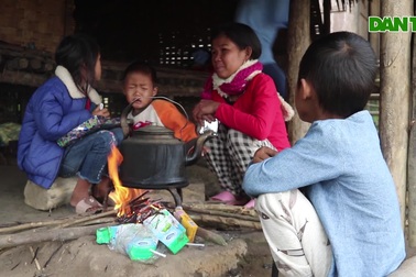 Người thổi lửa cho sức sống bản Rào Tre