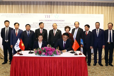 TH ký kết hợp tác chiến lược với nhà phân phối sản phẩm sữa và nông sản lớn nhất Trung Quốc