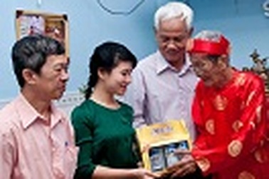 Mong thật nhiều mùa xuân tươi đẹp cho tuổi vàng