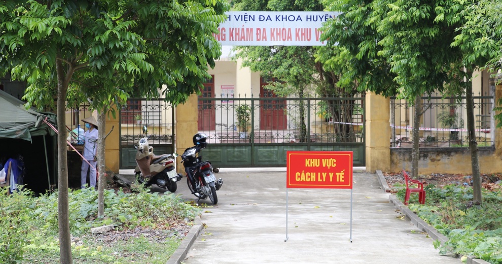 Ninh Bình thêm 4 ca dương tính với SARS-CoV-2 đều về từ TPHCM - 1 Ninh Bình thêm 4 ca dương tính với SARS-CoV-2 đều về từ TPHCM - 1