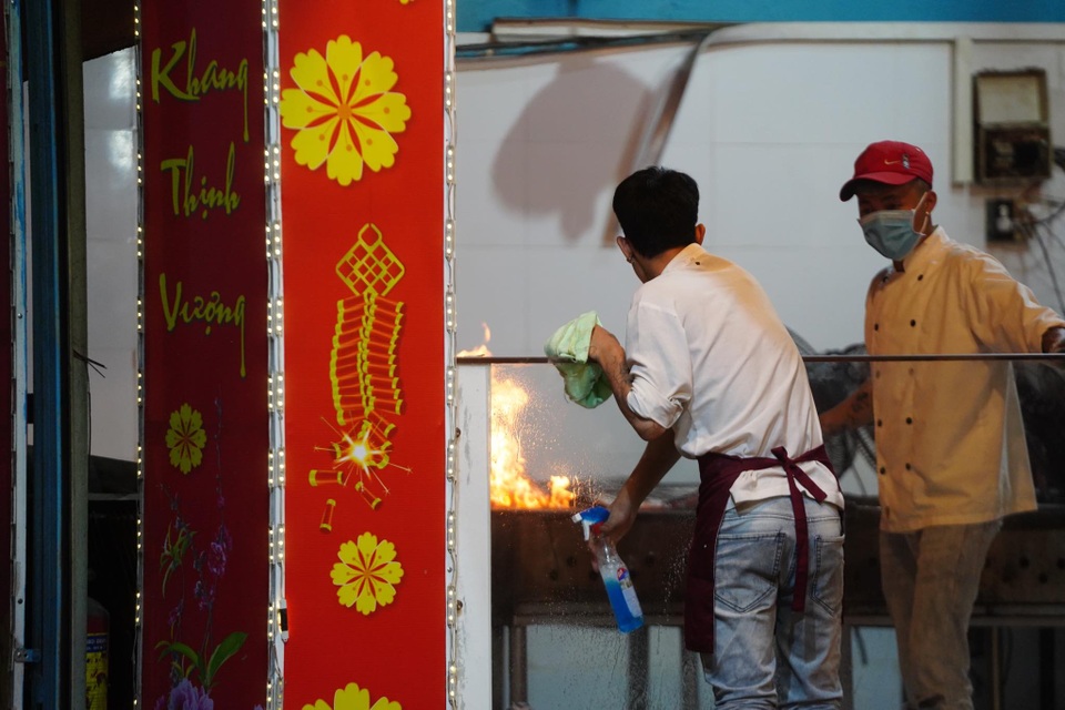 Giao thừa với những người không có tết - 3 Giao thừa với những người không có tết - 3