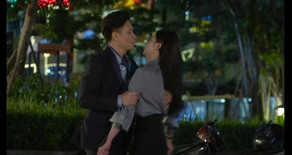 Việt Anh: Dành cả thanh xuân vào vai tội phạm, đóng với cô nào… hôn cô đó - 5 Việt Anh: Dành cả thanh xuân vào vai tội phạm, đóng với cô nào… hôn cô đó - 5