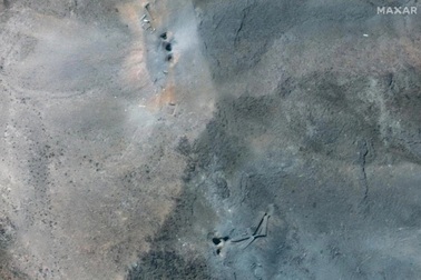 Hé lộ ảnh vệ tinh pháo đài hạt nhân Iran sau đòn không kích của Mỹ