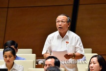 Lợi dụng cơ chế, công ty "sân sau" ôm đất vàng trong đô thị?