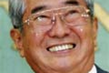 Người Pháp “cay mũi” vì thị trưởng Tokyo