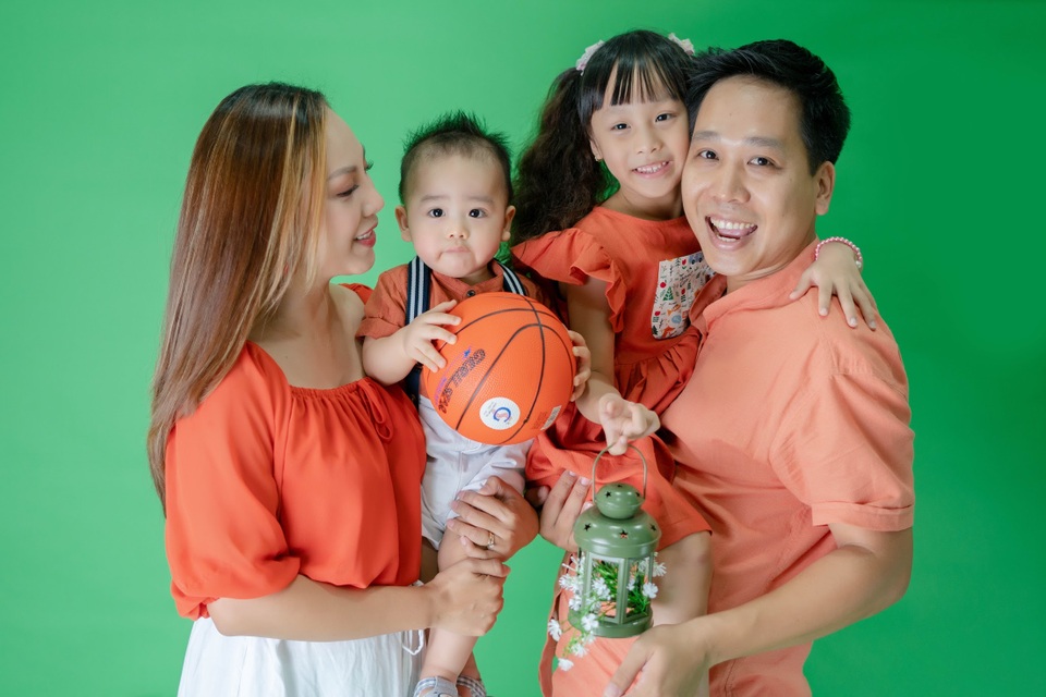 MC Đỗ Phương Thảo chia sẻ bí quyết giúp con nhỏ đọc sách tiếng Anh - 2 MC Đỗ Phương Thảo chia sẻ bí quyết giúp con nhỏ đọc sách tiếng Anh - 2