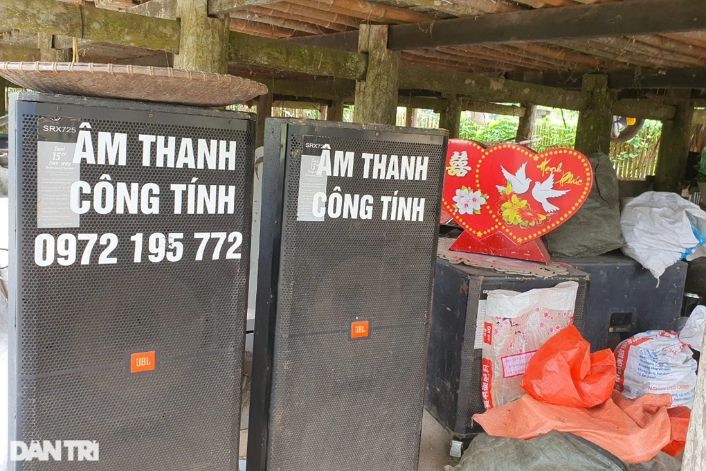 Cha gặp nạn chấn thương sọ não, 2 con thơ gập ghềnh đường đến trường - 5 Cha gặp nạn chấn thương sọ não, 2 con thơ gập ghềnh đường đến trường - 5