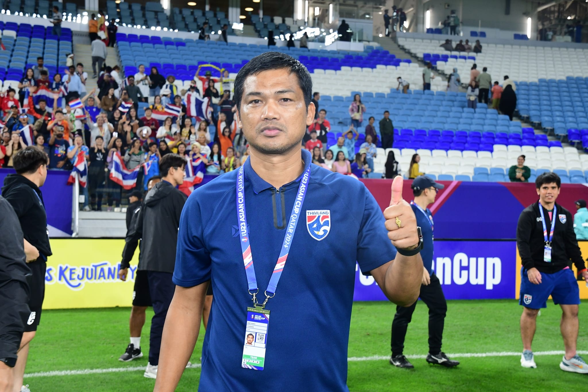 HLV Issara Sritharo tin tưởng U23 Thái Lan chơi tốt hơn ở trận đấu tiếp theo (Ảnh: FAT).
