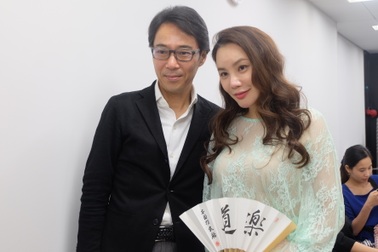 Hồ Quỳnh Hương trả lời phỏng vấn tờ báo lớn nhất Nhật Bản