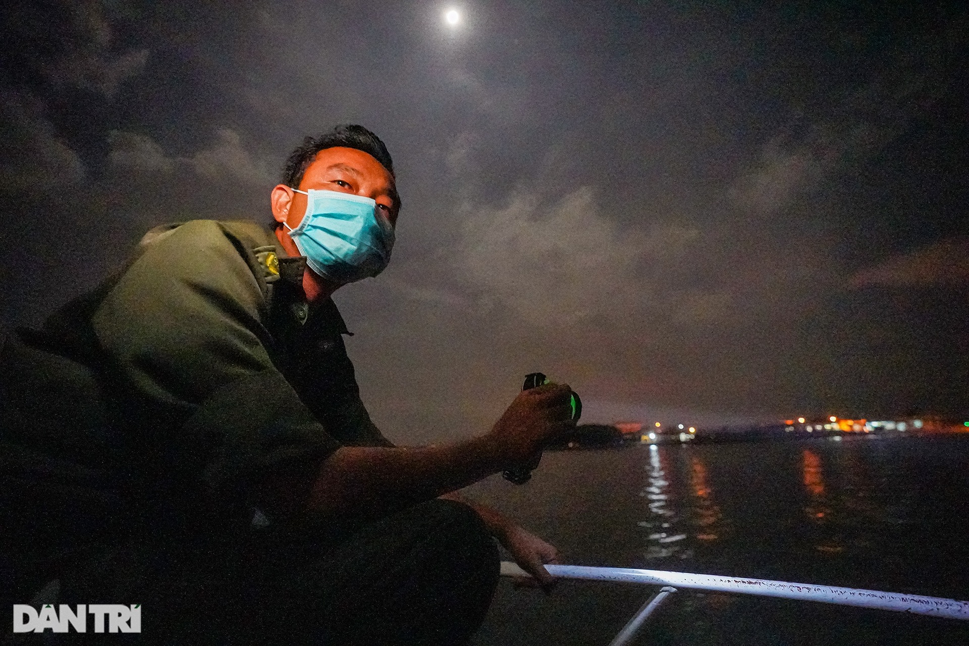 Trắng đêm bảo vệ vùng xanh trên biển tại xã đảo duy nhất ở TPHCM - 2 Trắng đêm bảo vệ vùng xanh trên biển tại xã đảo duy nhất ở TPHCM - 2