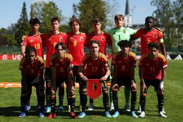 Đối thủ của U17 Việt Nam toả sáng ở giải châu Âu