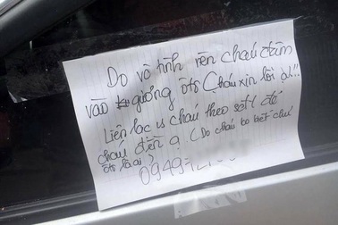 Cảm động chuyện nam sinh Hải Phòng làm vỡ gương ô tô và để lại lời xin lỗi