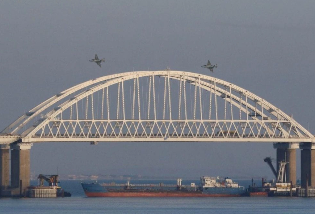 Xung đột Nga - Ukraine nguy cơ lan rộng sau các vụ nổ liên tiếp tại Crimea - 1 Xung đột Nga - Ukraine nguy cơ lan rộng sau các vụ nổ liên tiếp tại Crimea - 1