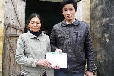 Món quà ngày cuối năm đến với "Cậu học sinh nghèo không có tiền chạy thận"