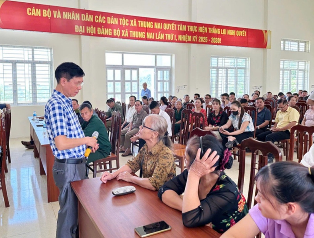 Đưa trợ giúp pháp lý đến với bà con vùng đồng bào dân tộc thiểu số - 1 Đưa trợ giúp pháp lý đến với bà con vùng đồng bào dân tộc thiểu số - 1