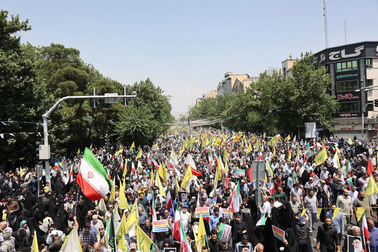 Iran: Cuộc không kích của Israel là "lời tuyên bố chiến tranh"