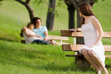 Nhận diện kẻ thứ ba