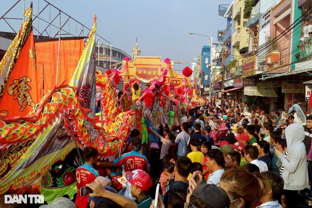 Lễ hội độc lạ Bình Dương: Thứ gì cũng miễn phí - 3 Lễ hội độc lạ Bình Dương: Thứ gì cũng miễn phí - 3