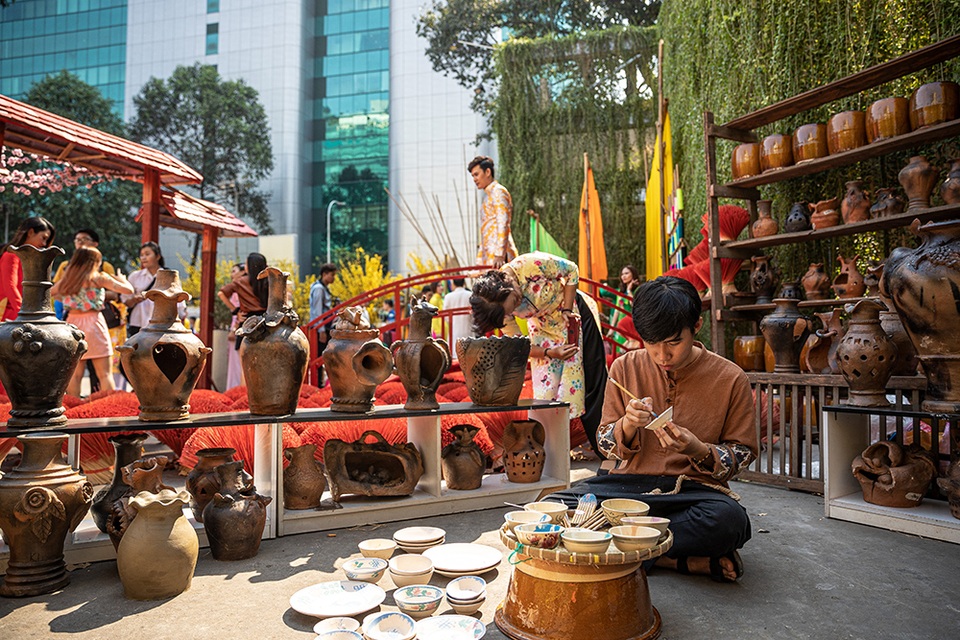 Lễ hội Tết Việt 2020: Rộn ràng hình ảnh làng nghề… lên phố - 10 Lễ hội Tết Việt 2020: Rộn ràng hình ảnh làng nghề… lên phố - 10