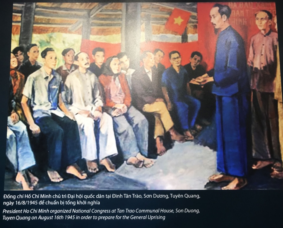“Cách mạng tháng Tám - Mốc son lịch sử” - 2 “Cách mạng tháng Tám - Mốc son lịch sử” - 2