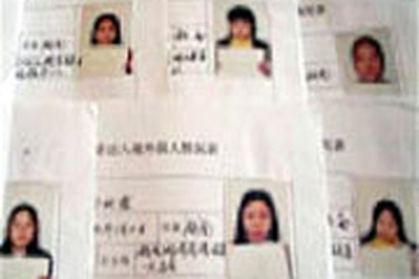 Vờ cho làm “siêu mẫu áo tắm”, lừa bán ra nước ngoài