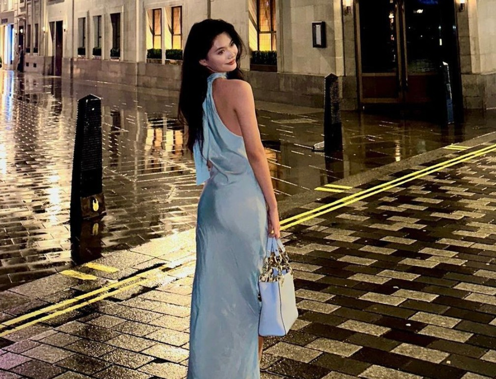 Nhan sắc xinh đẹp của dàn ái nữ nhà sao Việt gây bão mạng - 11
