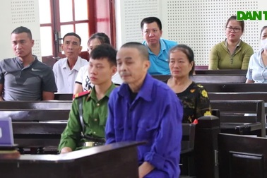 Chém hàng xóm suýt chết vì bị đổ oan đánh vịt què chân