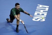 Djokovic gây ấn tượng ở Athens Open, tự tin hướng đến ATP Finals