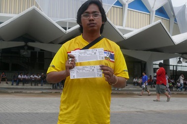 Vé ở Thái Lan, vé ở Việt Nam