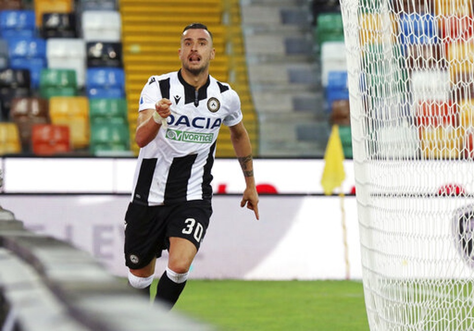 C.Ronaldo mờ nhạt, Juventus thua sốc và lỡ cơ hội vô địch sớm - 4