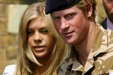 Chelsy Davy không muốn cưới hoàng tử Harry