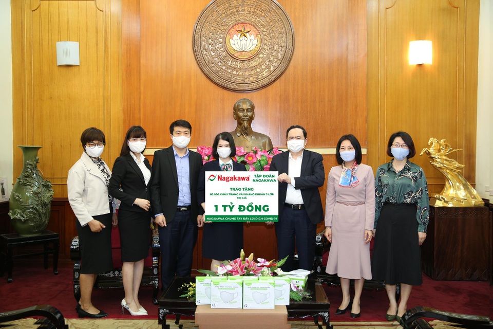 Tập đoàn Nagakawa ủng hộ 60.000 khẩu trang vải kháng khuẩn 3 lớp trị giá 1 tỷ đồng phòng, chống dịch Covid-19 - 2