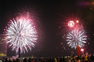 Đà Nẵng bắn pháo hoa đêm giao thừa Tết Canh Tý tại 3 điểm