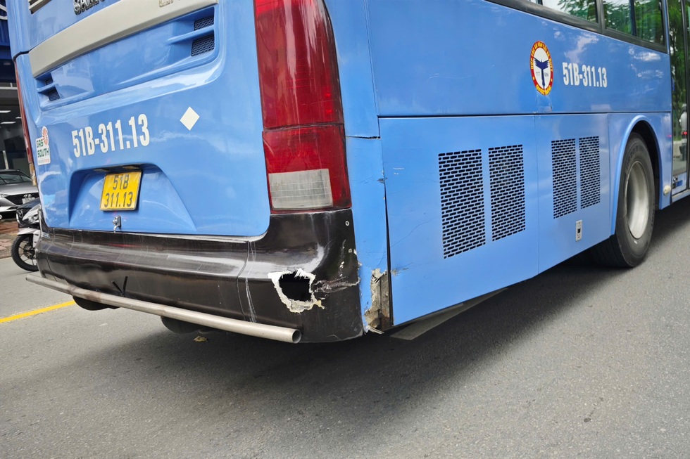 Lý do Phương Trang có giá dự thầu cao vẫn thắng 2 gói thầu xe buýt ở TPHCM - 1 Lý do Phương Trang có giá dự thầu cao vẫn thắng 2 gói thầu xe buýt ở TPHCM - 1