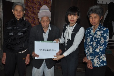 Bạn đọc giúp cụ Vũ Văn Lâm hơn 95 triệu đồng