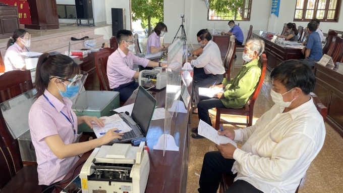 NHCS Ninh Bình hỗ trợ người lao động vay vốn GQVL theo NQ 11
